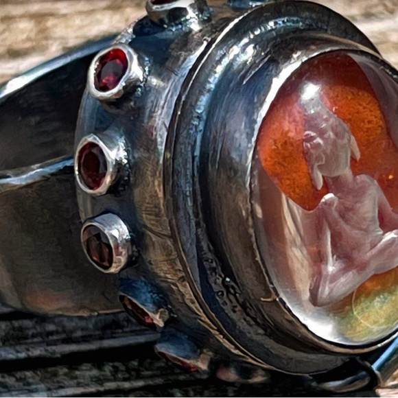 one of a kind treasure box (poison) ring. Sterling garnet jasper carved Buddha - Picture 9 of 14